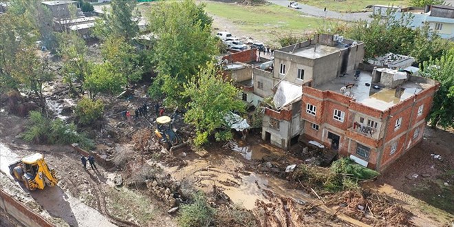 Batman'da selden etkilenen 11 mahalle 'afet bölgesi' ilan edildi