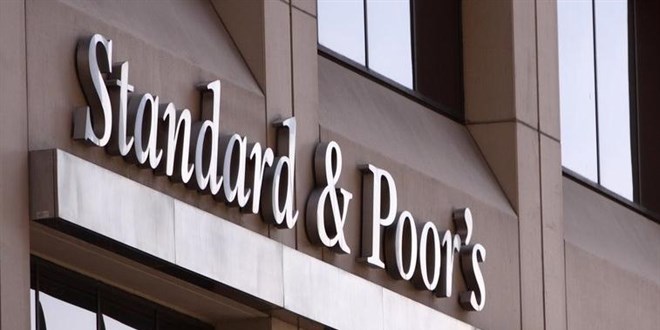 S&P'den Trkiye karar: Kredi notu 'duraan'dan 'pozitif'e evrildi