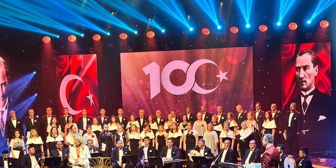 TSM Korosu Cumhuriyetin 100. yılına özel bir konser düzenledi