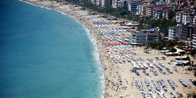 Antalya'ya gelen turist sayısında tüm zamanların rekoru kırıldı