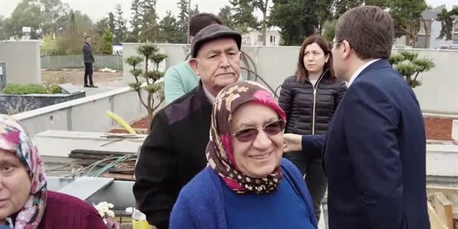 Adalet Bakan 'ampiyon Melekler'in mezarlarn ziyaret etti