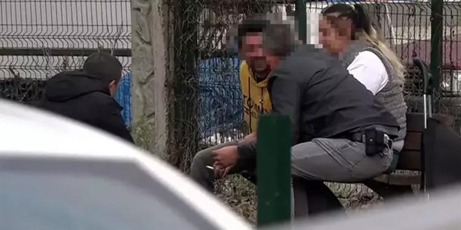 Eski eşi tabancayla rehin aldı, polis oyalarken kaçtı