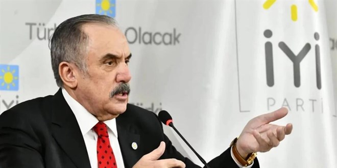 Salim Ensarioğlu İYİ Parti'den istifa etti