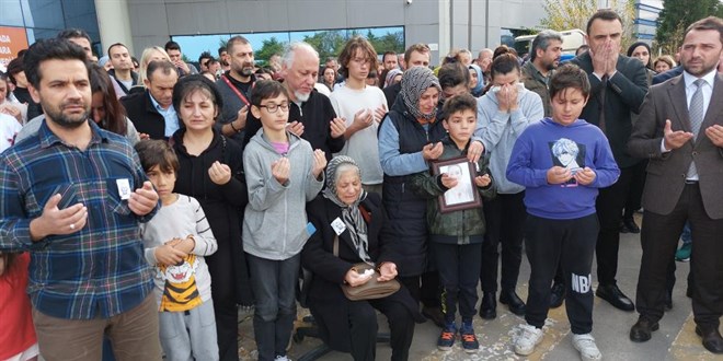49 yaşındaki kadın doktor, kansere yenik düştü