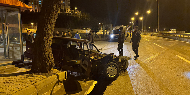 Bayburt'ta trafik kazasında bir kişi öldü, bir kişi yaralandı