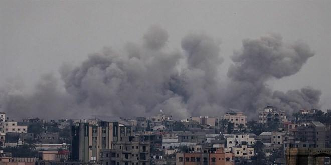 Gazze'de can kaybı 19 bin 453'e yükseldi