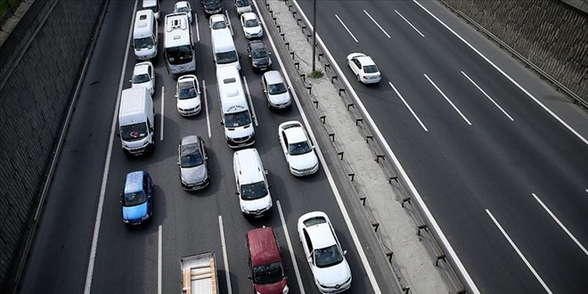 Trafiğe kaydı yapılan araç sayısı 3 aydır düşüyor