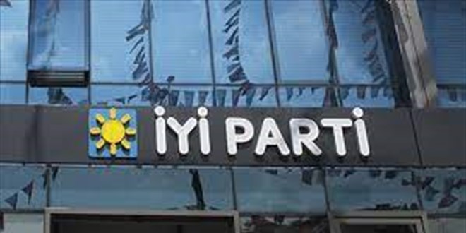 İyi Parti'nin ittifaksız seçim kararı 2028'i hedefliyor