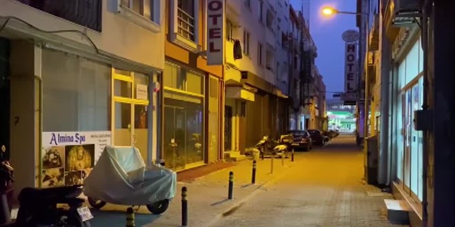 Masaj salonunda çalışan kadının yüzüne kimyasal sıvı atan zanlı tutuklandı
