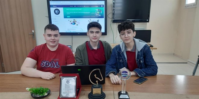 Depremin çocukları robotik kodlamada dünya üçüncüsü oldu