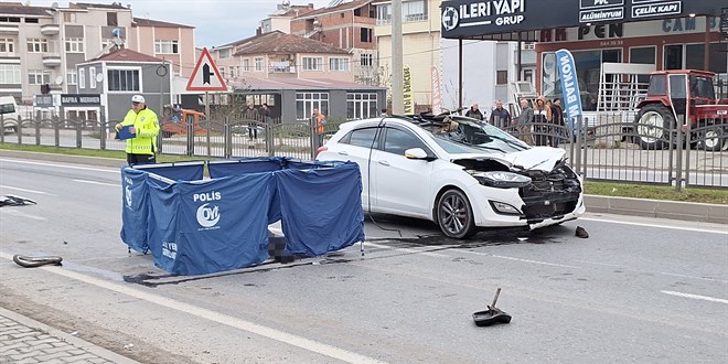 Samsun'da otomobilin çarptığı bisiklet sürücüsü öldü