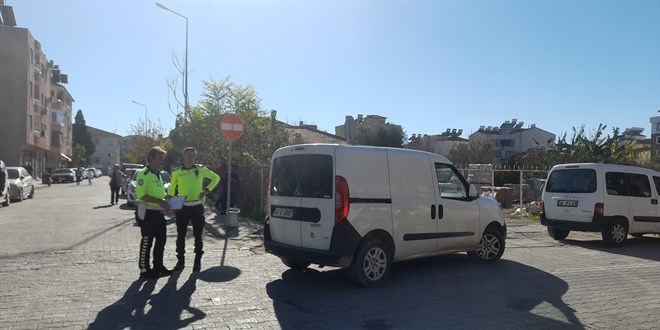 Muğla'da hafif ticari aracın çarptığı çocuk öldü