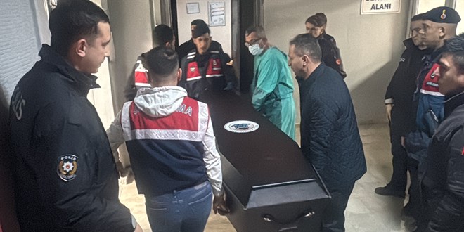 Birlikte yaşadığı kadını öldüren uzman çavuş gözaltına alındı