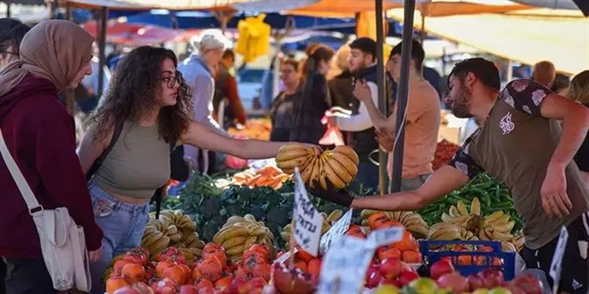Yılbaşı sofrası en az 1000 lira