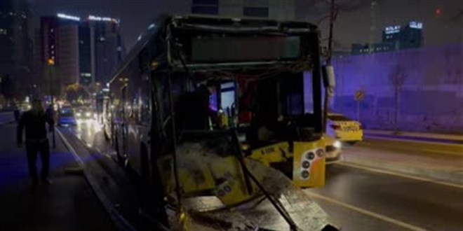 stanbul'da hafriyat kamyonuna arpan ETT otobsnde 9 kii yaraland