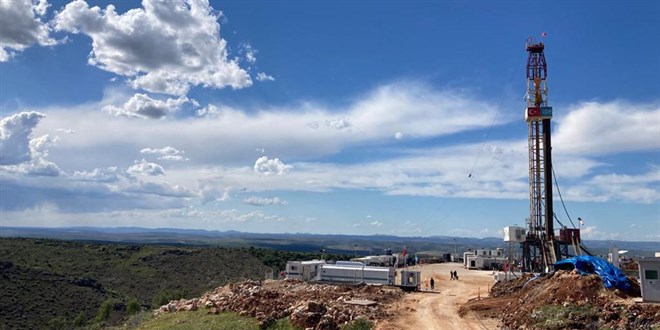 TPAO'ya 14 ilde 18 saha için petrol arama ruhsatı verildi