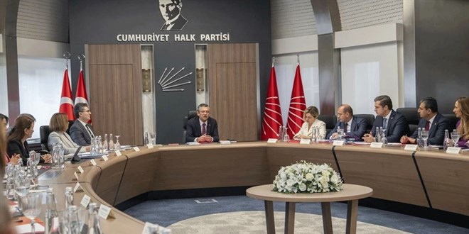CHP MYK'nin olağanüstü toplantısının ardından bildiri yayımlandı
