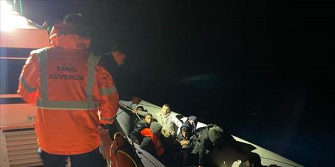 Bodrum açıklarında 60 düzensiz göçmen yakalandı, 7 göçmen kurtarıldı