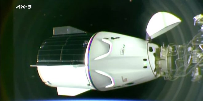 İlk Türk astronot Gezeravcı'nın da yer aldığı Ax-3 ekibi, Uluslararası Uzay İstasyonu'na kenetlendi