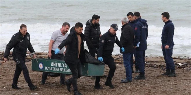 Antalya'dan sonra Mula'da da sahilde ceset bulundu! Son 5 gnde 7 ceset!