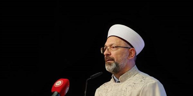 Diyanet İşleri Başkanı Erbaş, imam hatip öğrencileriyle buluştu