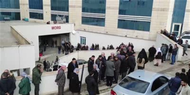 Siirt'te devrilen tarım aracının altında kalan 1 kişi öldü, 1 kişi yaralandı