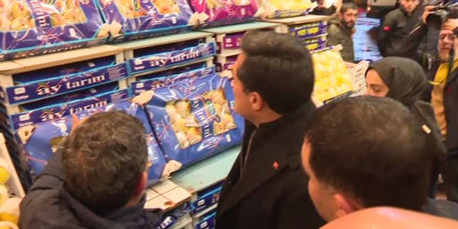 İYİ Parti İBB Başkan adayı Kavuncu, seçim çalışmalarını Ataşehir'de sürdürdü