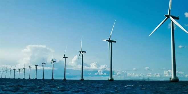 Torba Kanun teklifi Meclis'e sunuldu, Deniz ve göllere GES ile RES'ler kurulacak