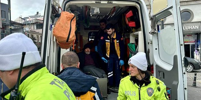 Trabzon'da sahipsiz kpein srd kii yaraland