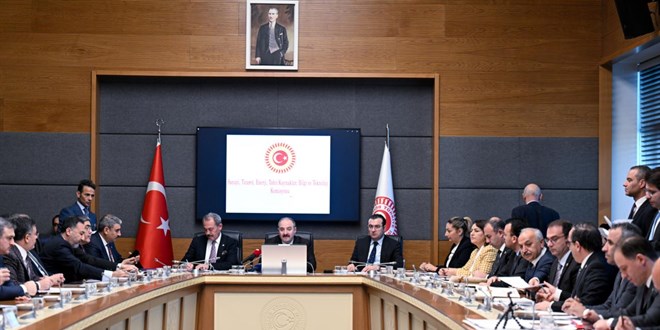 Enerji alanında düzenlemeler içeren kanun teklifi komisyonda kabul edildi