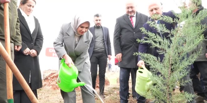 Bakan Göktaş: Asrın felaketini asrın birlikteliği ile aşıyoruz