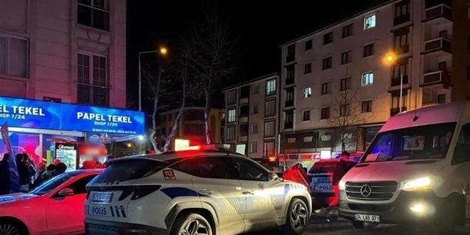 Esenyurt'ta tekel bayisine kurşun yağmuru
