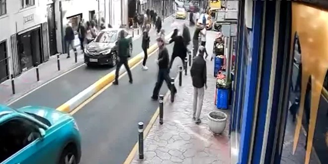 Araç park etme kavgasında 1 kişi öldü, 1 kişi yaralandı