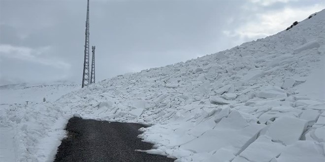 Havanın ısınması çığ hadiselerinin daha erken yaşanmasına yol açtı