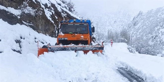 Ardahan-Artvin kara yolu yeniden ulama ald