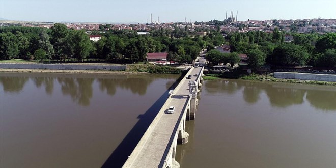 Tunca Köprüsü trafiğe kapatılacak