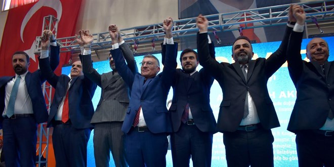 Bitlis'te AK Parti Aday Tanıtım Toplantısı yapıldı