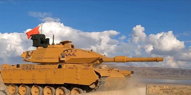 Modernize edilen ilk M60T tankları teslim edildi: 'Kötü komşu ev sahibi yaptı'