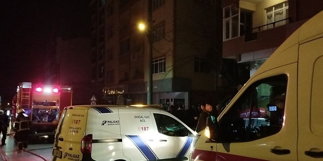Kocaeli'de apartmanda çıkan yangında 7 kişi dumandan etkilendi