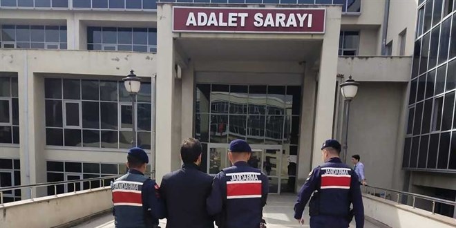 Osmaniye'de FETÖ hükümlüsü eski komiser yakalandı