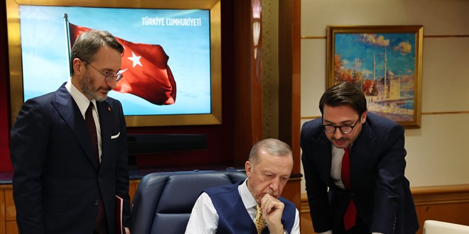 Erdoğan, yılın karelerini seçti