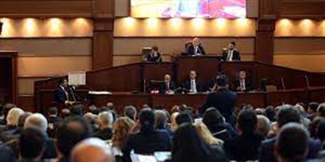 İBB'nin 11 ilçedeki taşınmaz satışına Meclisten onay çıktı