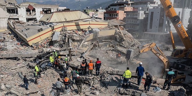 Depremde 12 kişinin öldüğü binanın inşaat mühendisi tutuklandı