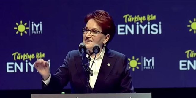 Akşener, seçim beyannamesini açıkladı: Tabela detayı dikkat çekti
