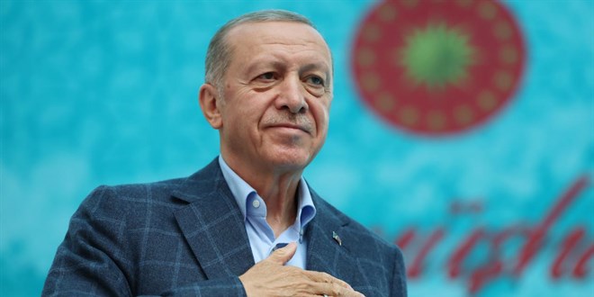 Cumhurbakan Erdoan'dan Berat Kandili paylam
