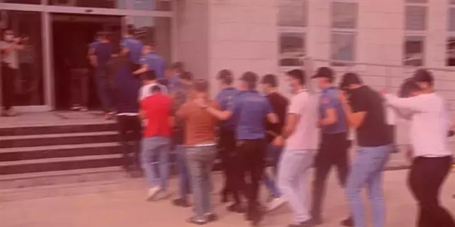 İstanbul'da terör operasyonu:11 gözaltı