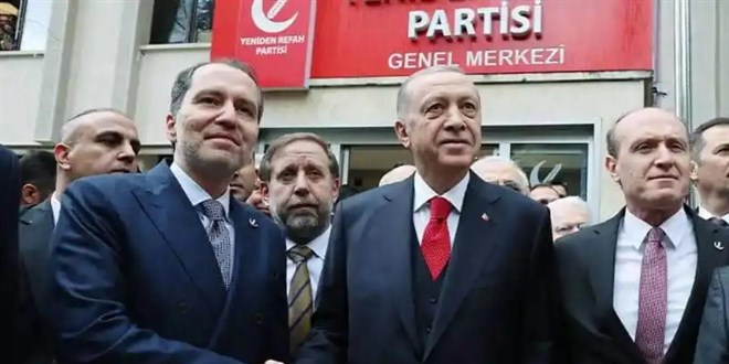 Erdoğan'ın 'kopmuş vaziyetteler' sözlerine YRP'den ilk tepki: 'Başımızın tacıdır'