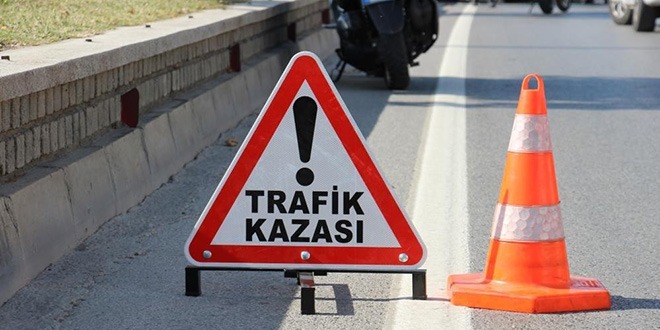 Erzurum'da trafik kazasnda 1 kii ld, 1 kii ar yaraland