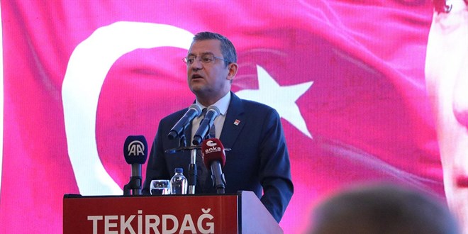 Özgür Özel: Parti grubunun yarısı kadın, yarısı erkek olacak