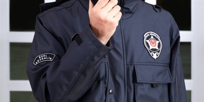 Mesaide görüntülü çıplak sohbet yapan belediye çalışanı işten atıldı